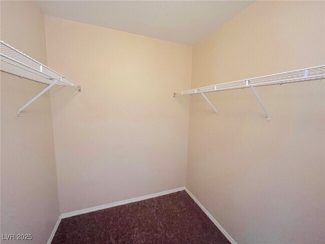 Foto del edificio - 4730 E Craig Rd