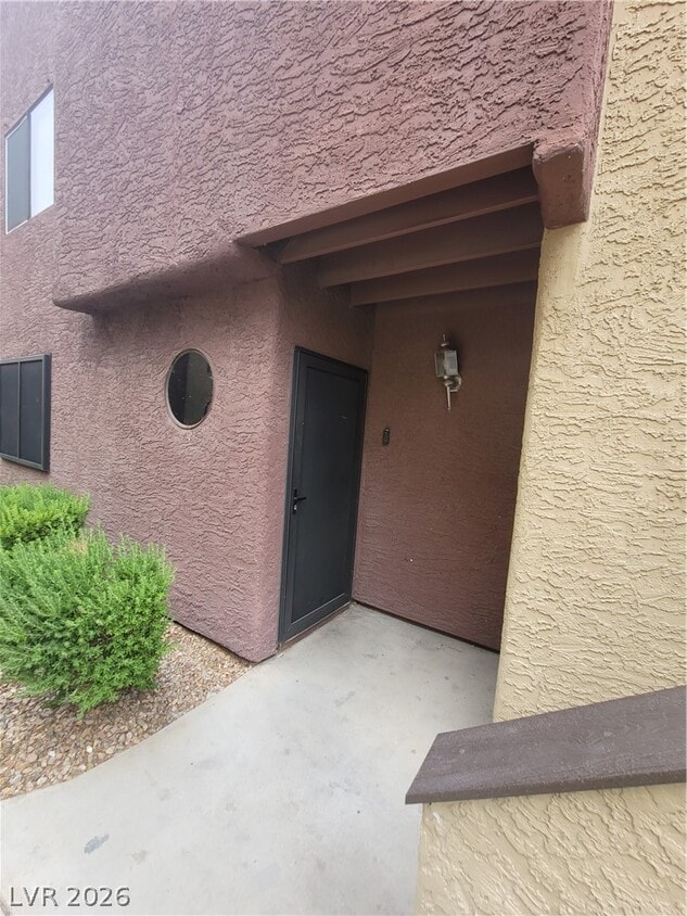 Foto del edificio - 4050 Pacific Harbors Dr