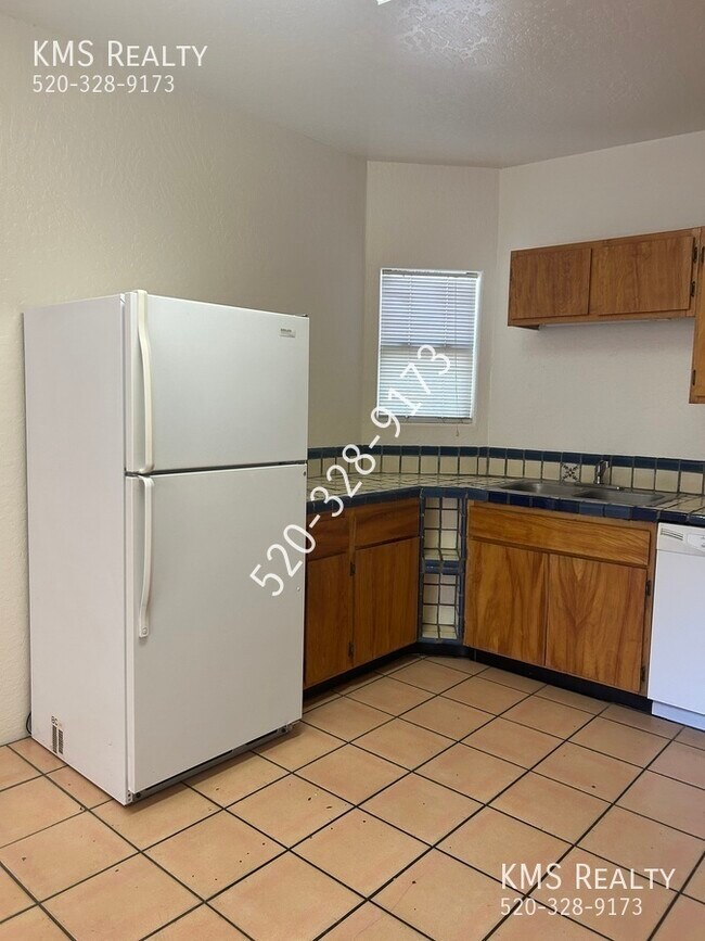 Foto del edificio - 2 Bed / 2 Bath Home - OWNER/AGENT