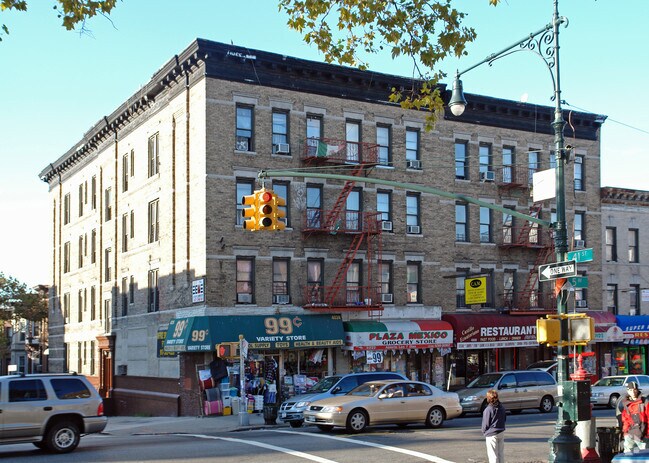 Building Photo - 4018-4024 5th Ave