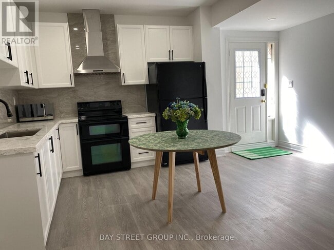 Photo du bâtiment - 68 Green Meadows Cir