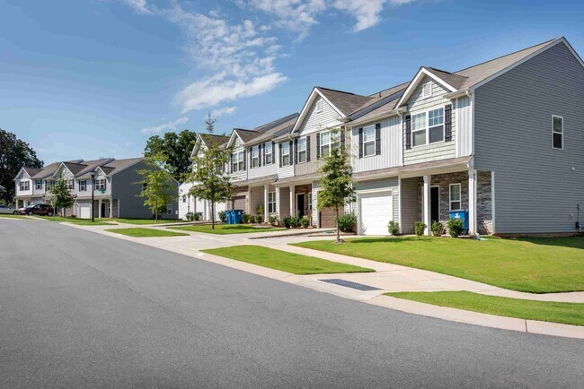 Foto del edificio - The Grove Residences