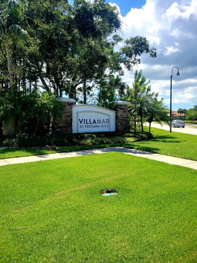 Building Photo - 7157 Villamar Way