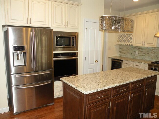 Foto del edificio - 8904 Winged Thistle Ct