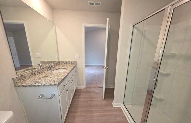 Foto del edificio - 1116 Nia Rd