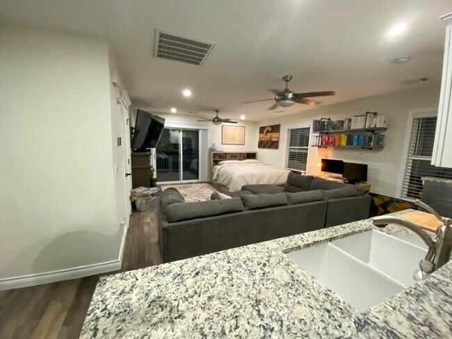 Building Photo - 10684 Belle Creek Blvd