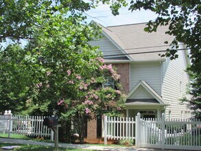 Building Photo - 21036 Torrence Chapel Rd