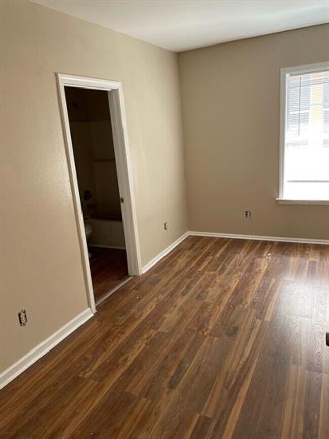 Foto del edificio - House for Rent