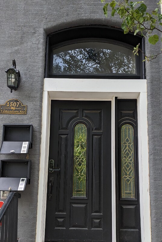 Foto del edificio - 1507 Edmondson Ave