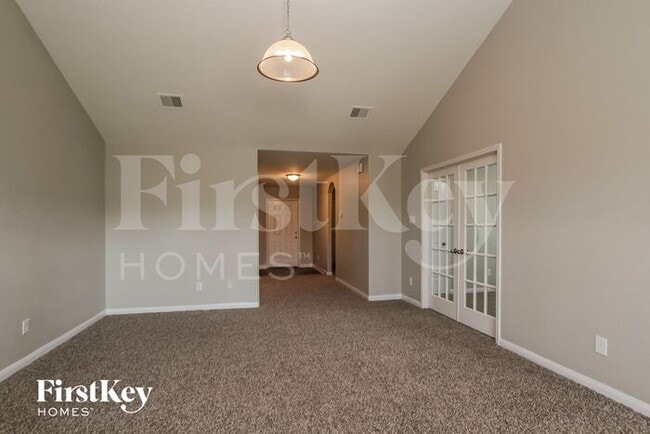 Building Photo - 6939 Musclewood Rd