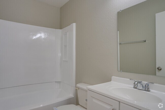 3BR, 2BA - 1,092SF - Primary Bathroom - Woodridge Manor