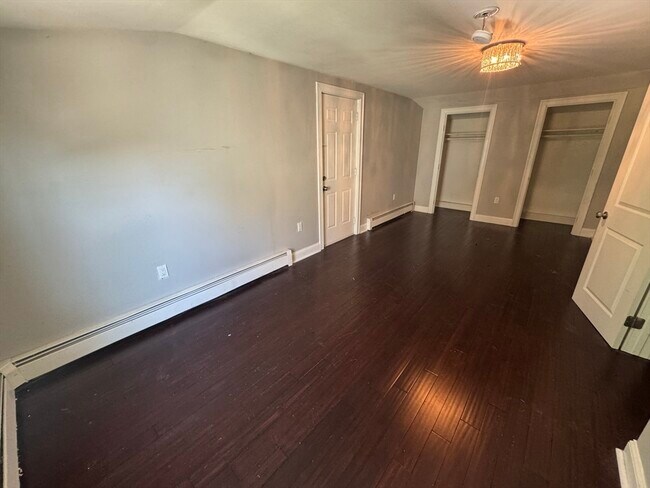 Building Photo - 52 Faunce Rd