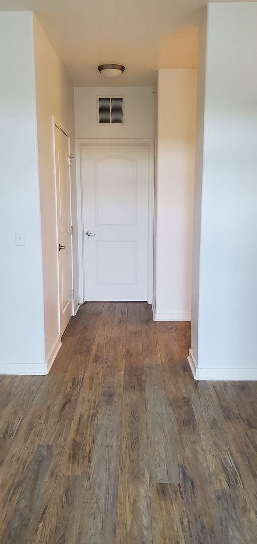 Foto del edificio - Beautiful One Bedroom Condo in Via Varra