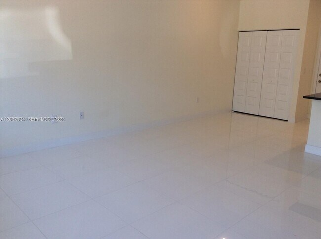 Foto del edificio - 4286 NW 83rd Ave