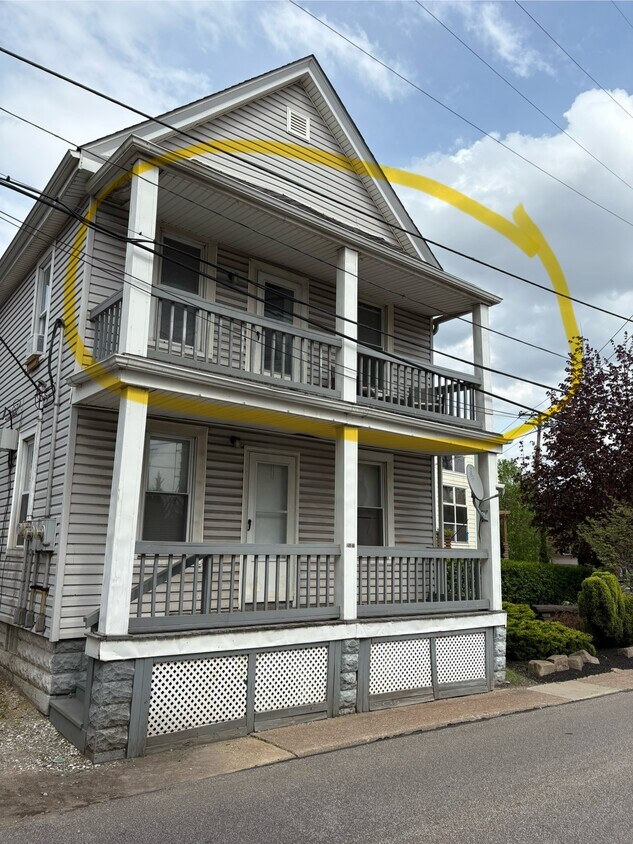 Foto principal - 2527 Thurman Ave