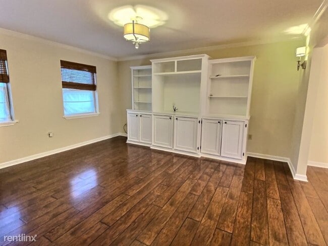 Building Photo - 3 br, 2 bath House - 8342 Justin Ave
