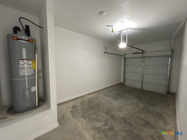 Building Photo - 3809 Sugar Hackberry Trl