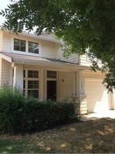 Building Photo - 2304 Halsey Cir