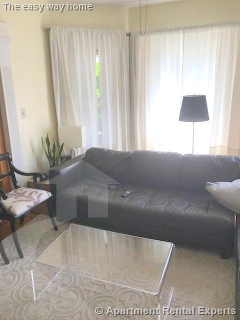 Building Photo - 45 Pinkham Rd