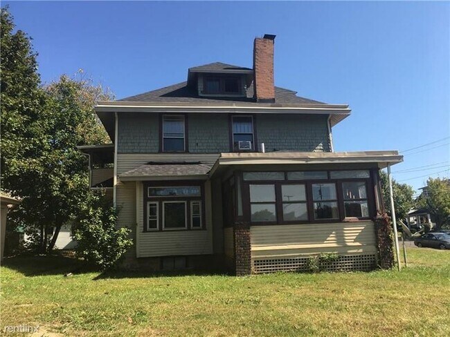 Building Photo - 3 br, 2 bath House - 3 East Moody Avenue