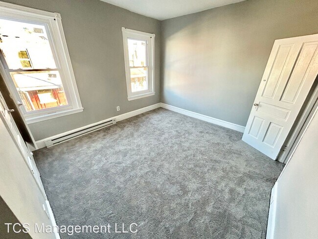 Foto del edificio - 3 br, 1 bath House - 532 North Paxon Street