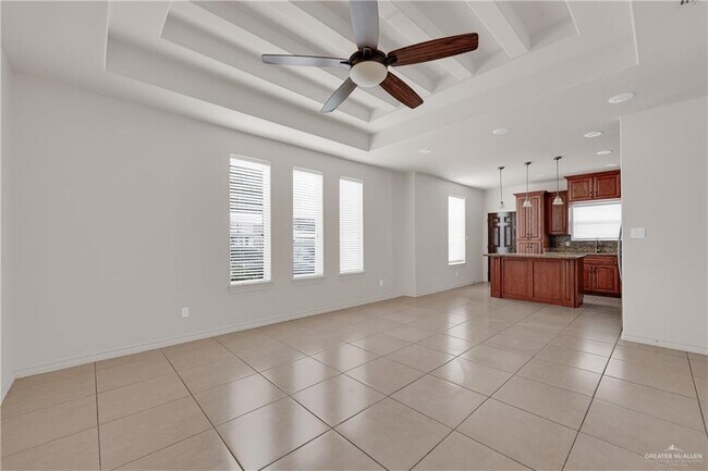 Building Photo - 14 Sabercat Ave