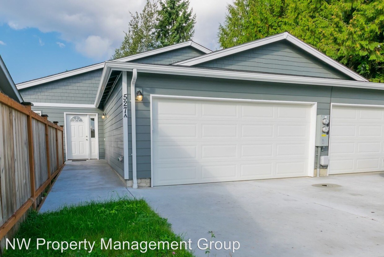 Foto principal - 527 106th Pl SW