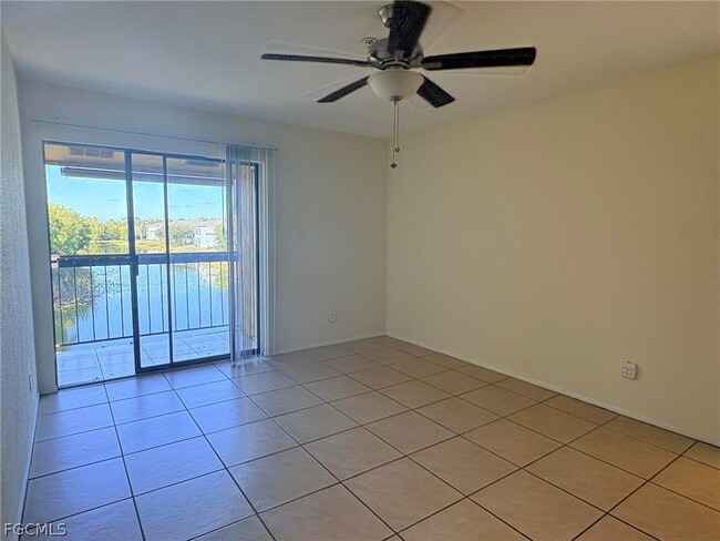 Building Photo - 2845 Winkler Ave