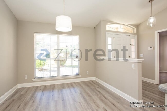 Foto del edificio - 4863 Frost Lake Dr