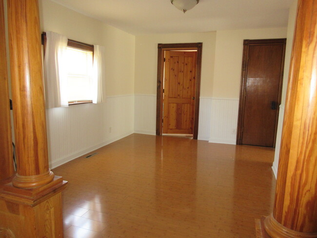 Dining room - 816 NE 27th Ave