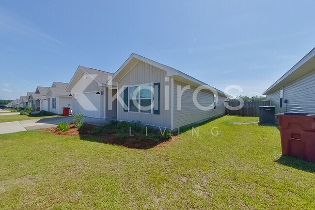 Building Photo - 4671 Malay Cir