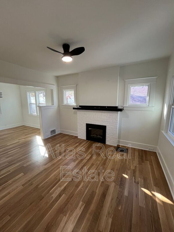 Primary Photo - 5224 E 23rd Ave