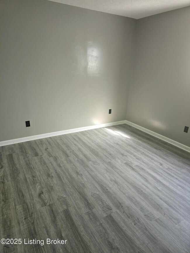 Building Photo - 3421 Shanks Ln