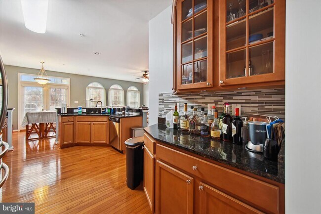 Building Photo - 944 Hall Station Dr
