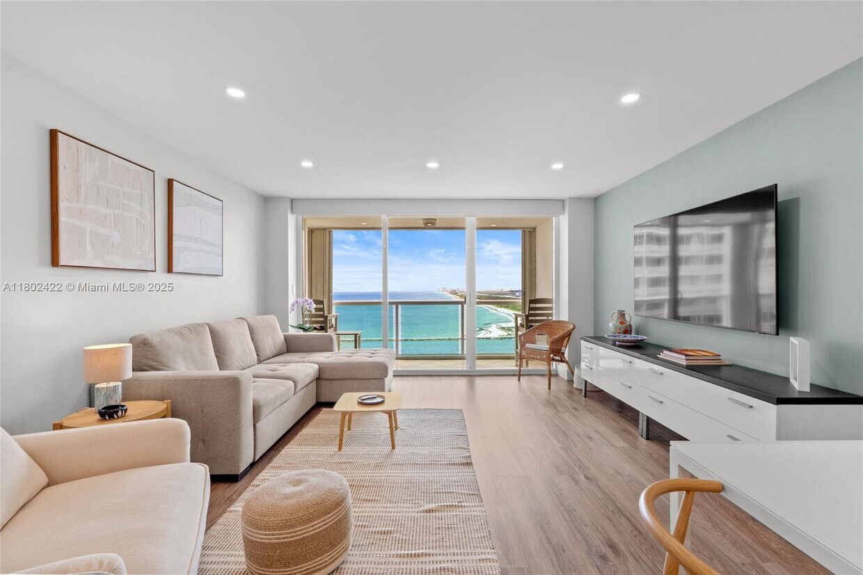 Foto principal - 2100 S Ocean Ln