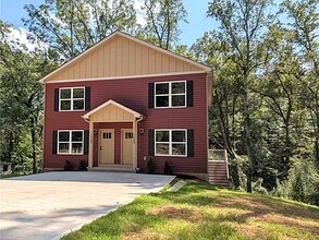 Building Photo - 126A Brookmeade Dr