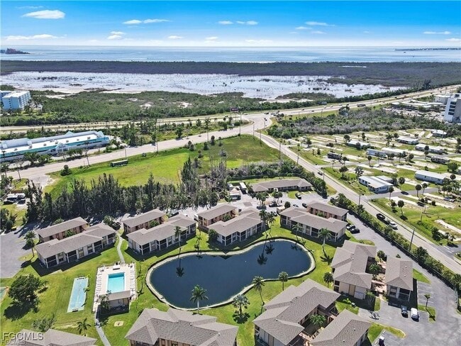 Building Photo - 16881 Davis Rd