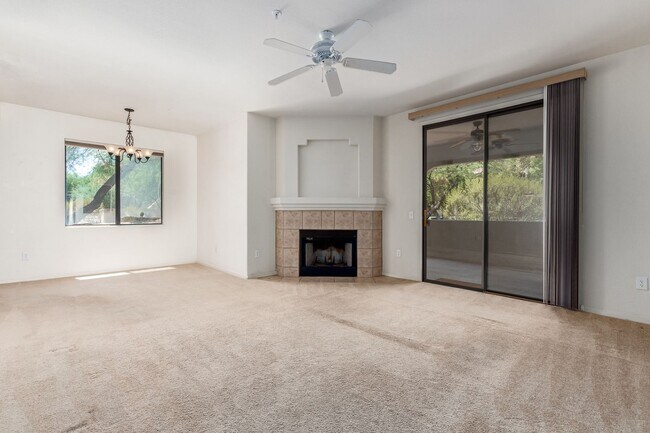 Foto del edificio - Beautiful 2 bed/2bath condo in Scottsdale!!