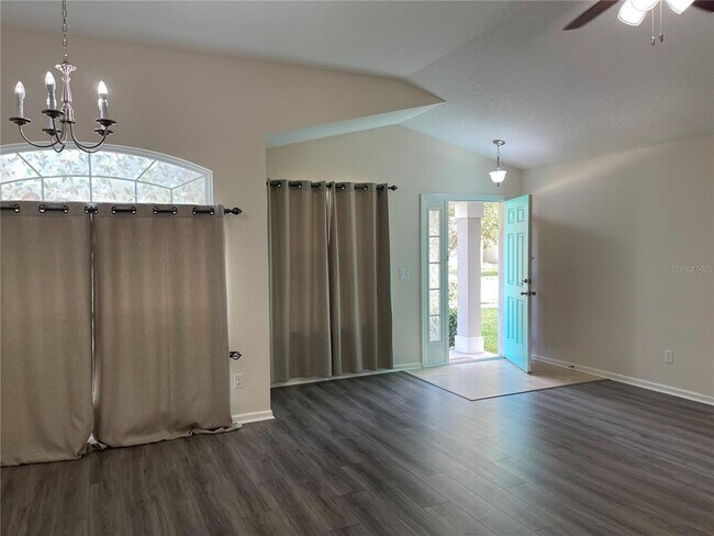 Foto del edificio - 8130 NW 54th St
