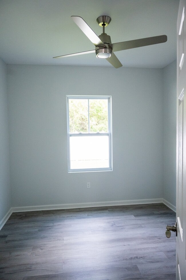 Building Photo - 2022 Trimble Rd