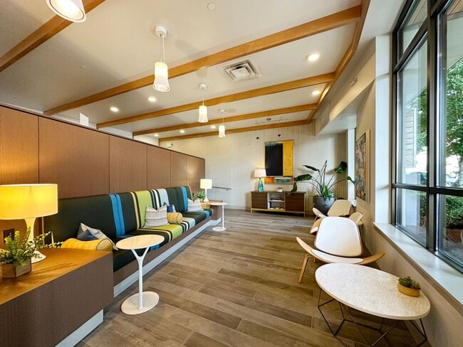 Building Photo - 1Bd/1Ba Seattle Condo