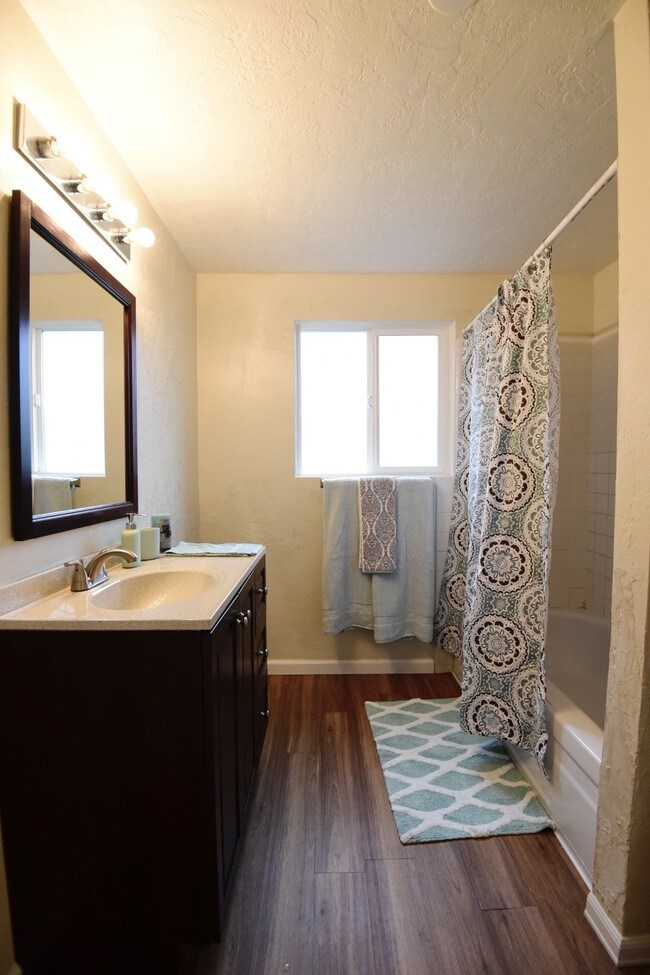 Pacific Village Apartments Springfield, OR