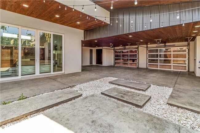 Foto del edificio - 21 Kilgore Ave