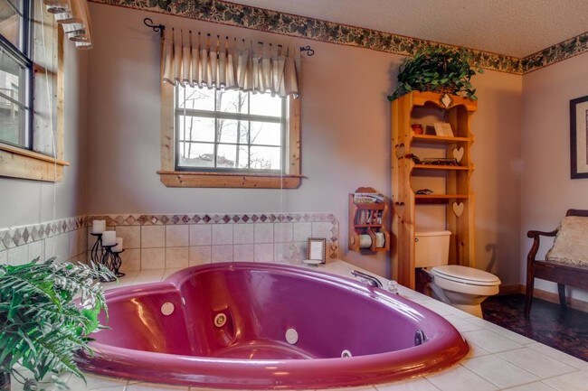 Foto del edificio - 2488 Black Bear Ridge Way