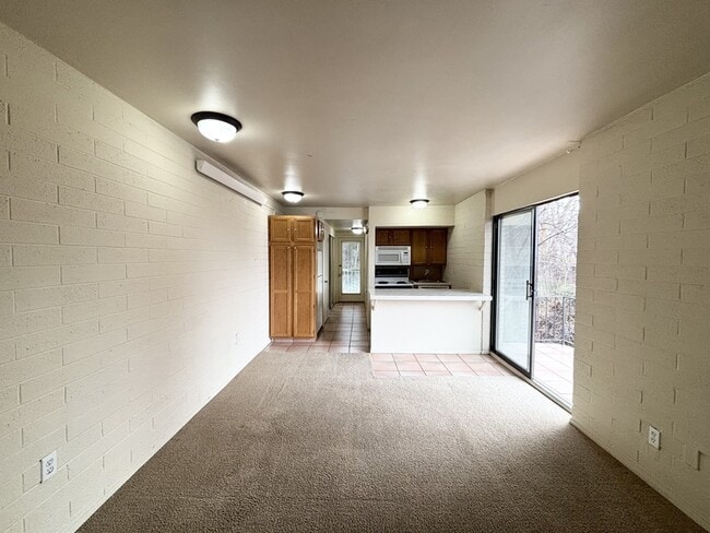 Foto del edificio - 599 Darwin St