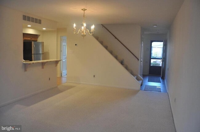 Building Photo - 112 Woodgate Ln