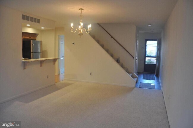 Foto del edificio - 112 Woodgate Ln