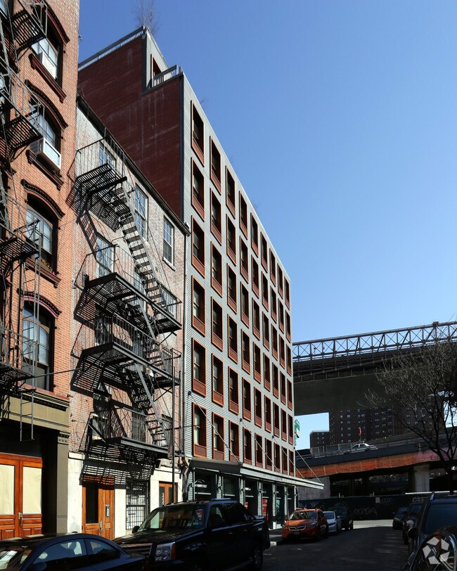Building Photo - 254 Front