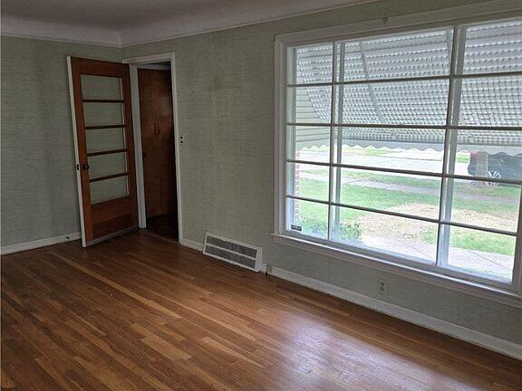 Foto del edificio - 331 E 264th St