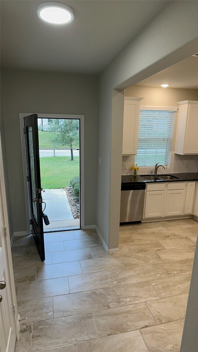 Foto del edificio - 13238 Enchanted Way Dr